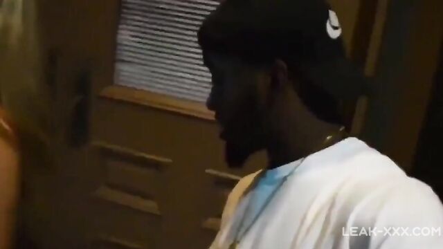 Street whore with a perfect ass cant wait to get pounded - 4 image