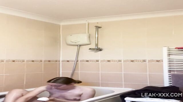 Rebecca Squires with small tits in the shower part 2 - 3 image