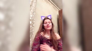 Cute girl in big tit accidentally exposed