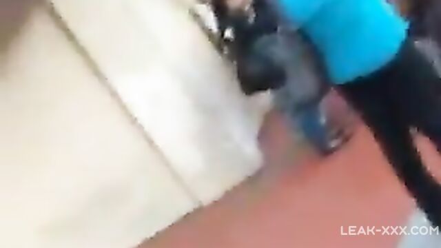 Spanish naked plumpy female baths in public in Valencia city - 5 image