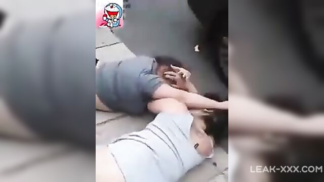 Girl fighting bottomless