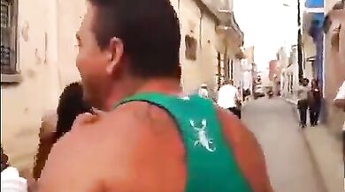 Naked protest in Cuba-da best protest i ever saw