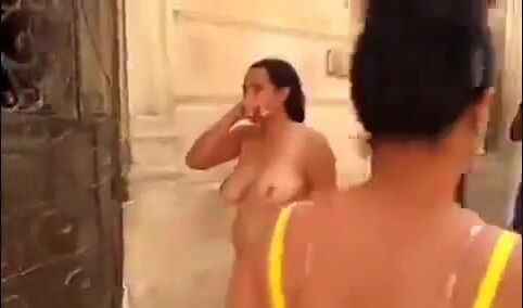 Naked protest in Cuba-da best protest i ever saw