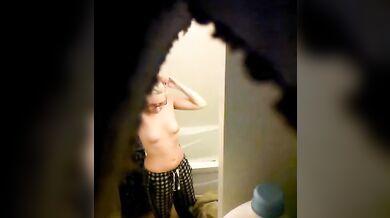 Roommate unaware voyeur and downblouse