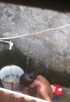 Bangladeshi sexy girl bathing