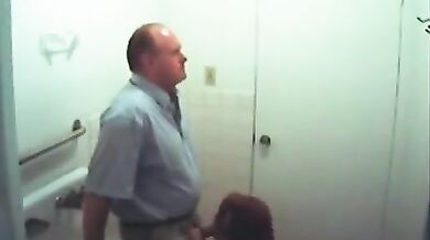 Daughter enjoys Fast blowjob for Daddy