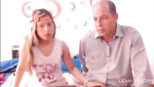 Daddy and Daughter Real Online Incest Sex on Webcam - 2 image