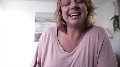 Attractive Mature Mom and Son Hardcore Creampie