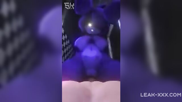 Bonyasha is riding the guard's Dick 3D