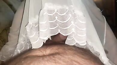 Mysterious blowjob - Thought my girlfriend turned out to be my mother
