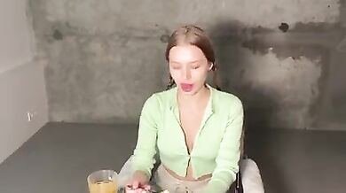 Russian daddy taught his stupid daughter to suck cock