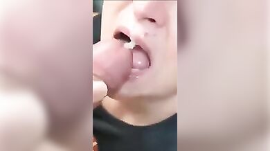 Son cums in her mature mother in law's mouth