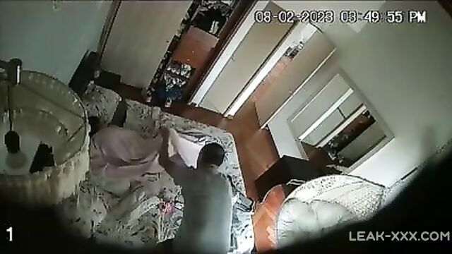 Pervert father fucks his daughter while no one is home - 3 image