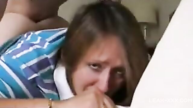 Roug anal sex with pretty mom and her teenage son - 4 image
