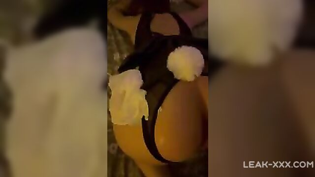 Continuation of sister's fucking doggy style - 2 image