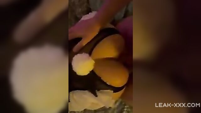 Continuation of sister's fucking doggy style - 4 image