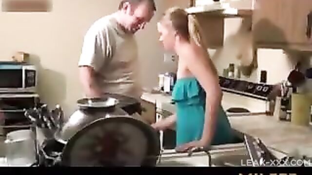 The father allowed his daughter to get his dick - 1 image