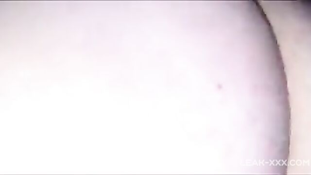 My horny mother is completely drunk, a drunk ass has no master 2 - 4 image